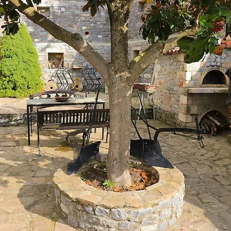 Magnolia Traditional Stone House In Dom wakacyjny