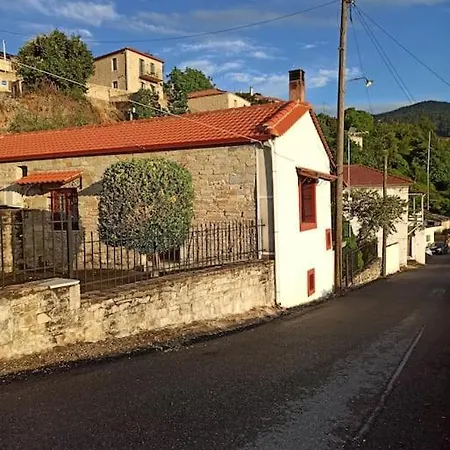 Dom wakacyjny Magnolia Traditional Stone House In Vamvakou
