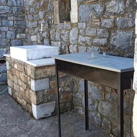 Magnolia Traditional Stone House In Vamvakou